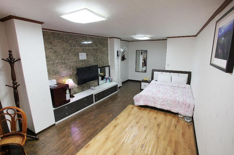 Jeju Yeongsung Motel image