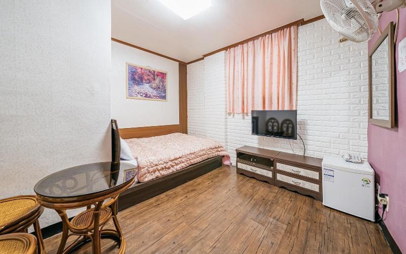Jeju Yeongsung Motel image