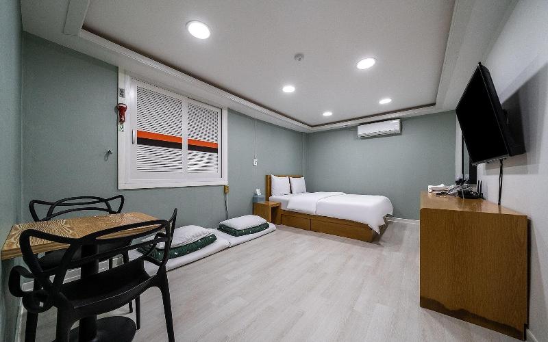 Gangneung J Block Motel image