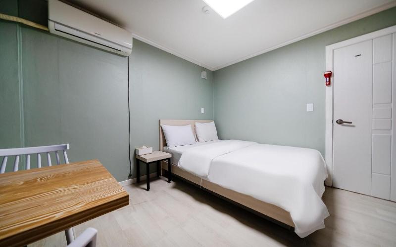 Gangneung J Block Motel image