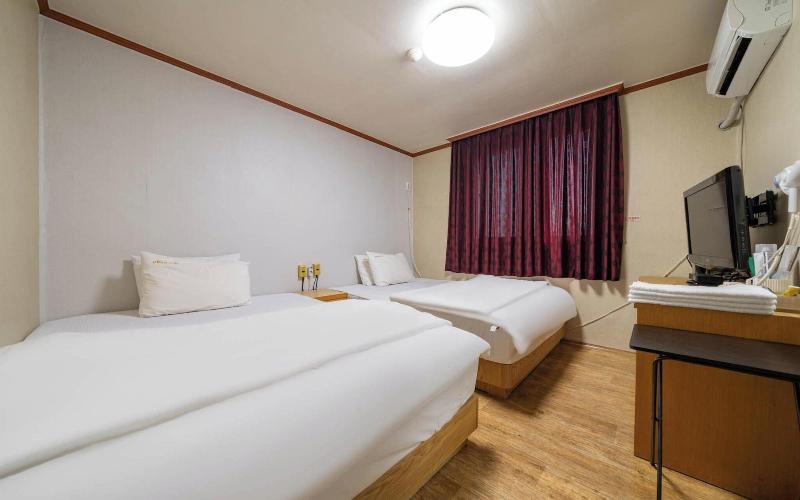 Gangneung Ewha Motel image