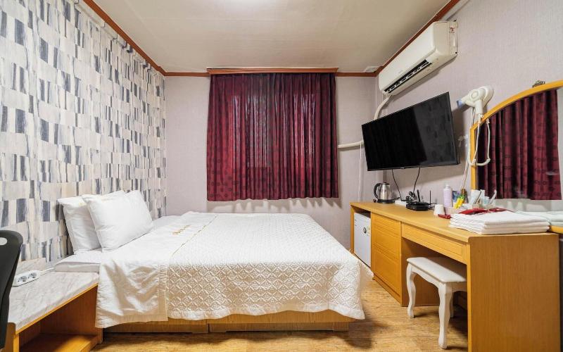 Gangneung Ewha Motel image