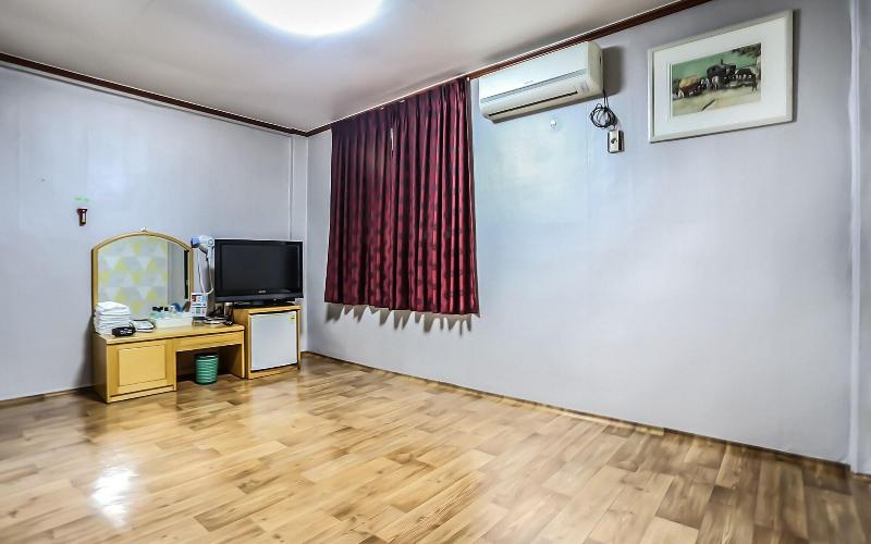 Gangneung Ewha Motel image