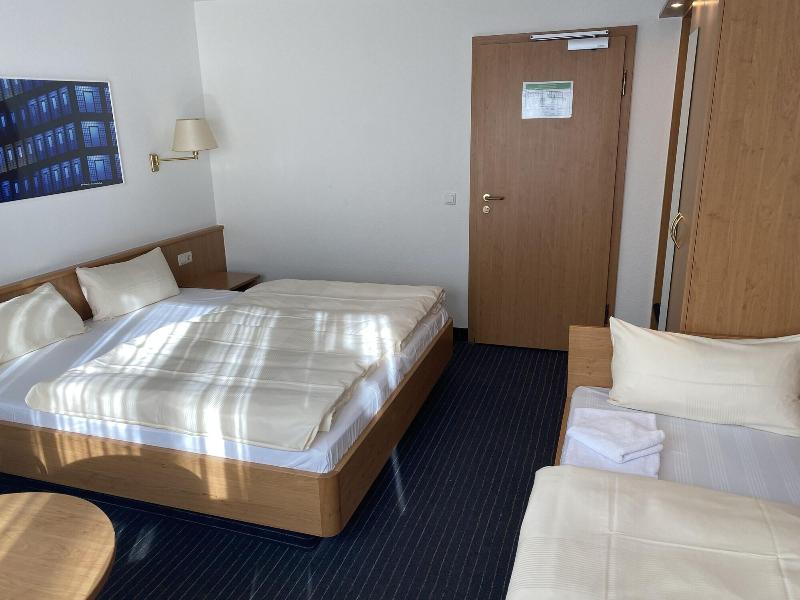 Mirage City Hotel Stuttgart image