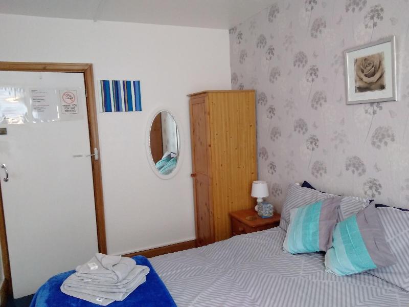 Whiteways Hotel image