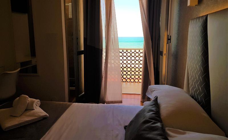 Hotel Tirreno image