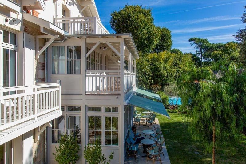 La Villa du Moulleau image
