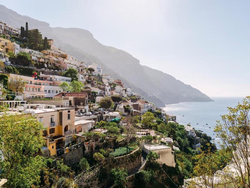 Villa Anfitrite image