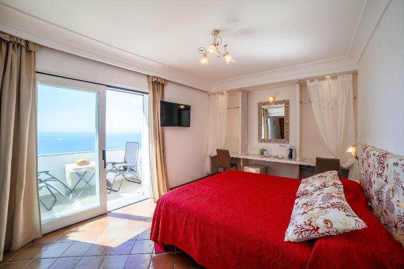 Villa Anfitrite image