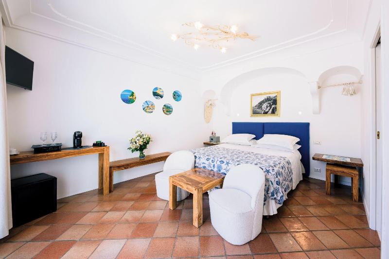 Villa Anfitrite image