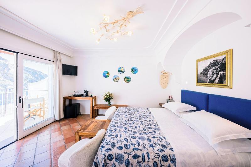Villa Anfitrite image