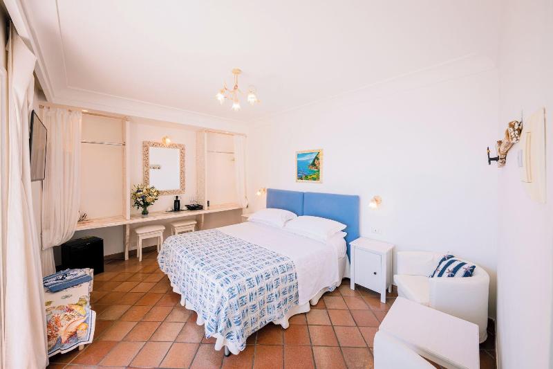 Villa Anfitrite image