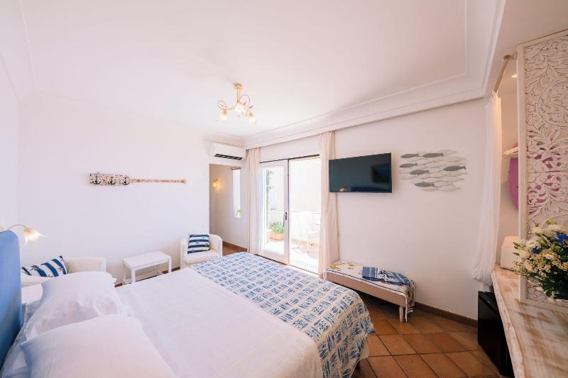 Villa Anfitrite image