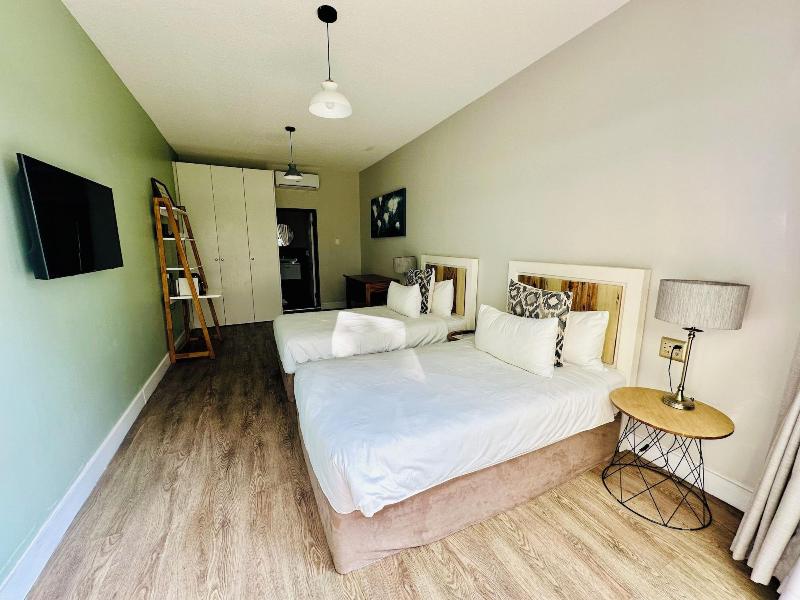 Little Forest Garden Retreat Guesthouse image