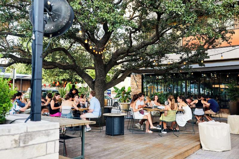 Sentral East Austin 1614 image