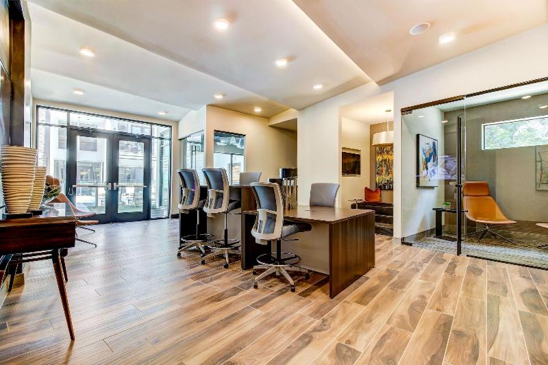 Sentral East Austin 1614 image