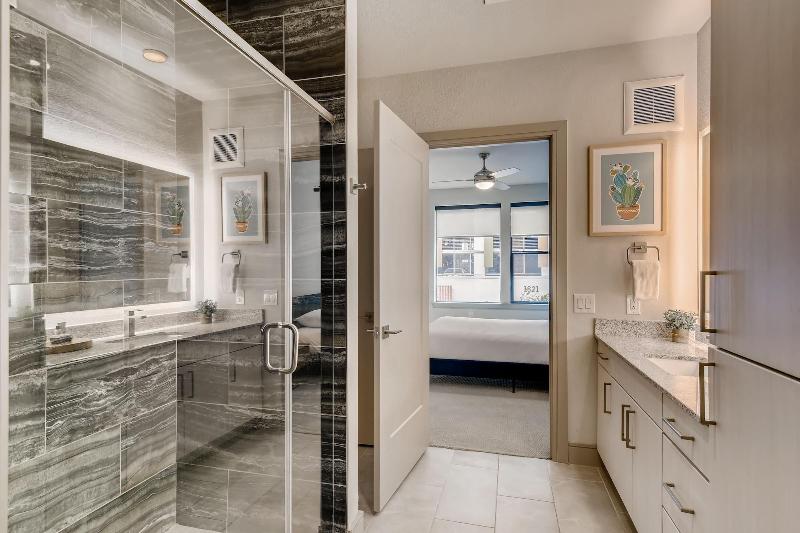 Sentral East Austin 1614 image