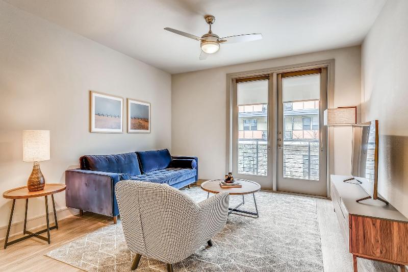 Sentral East Austin 1614 image