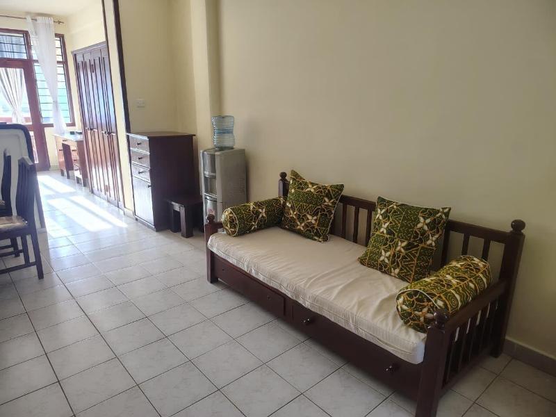 Qua Bruce Apartment image