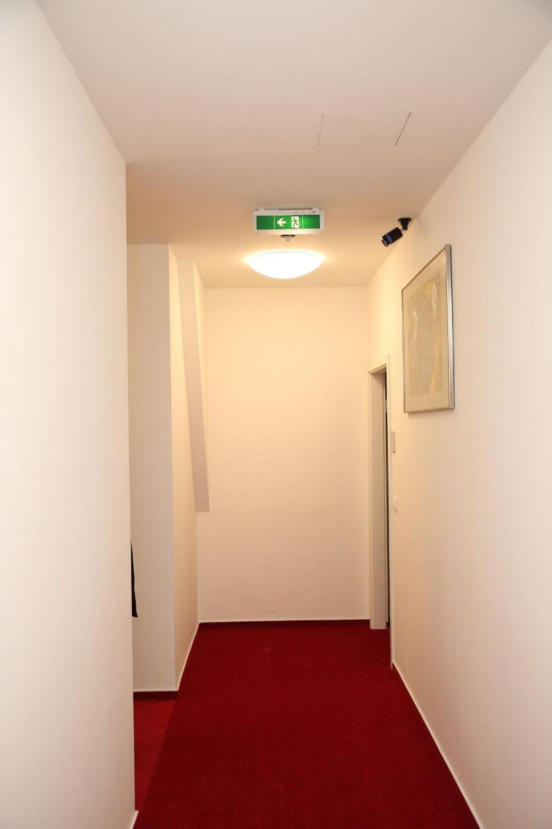 Twinhof image