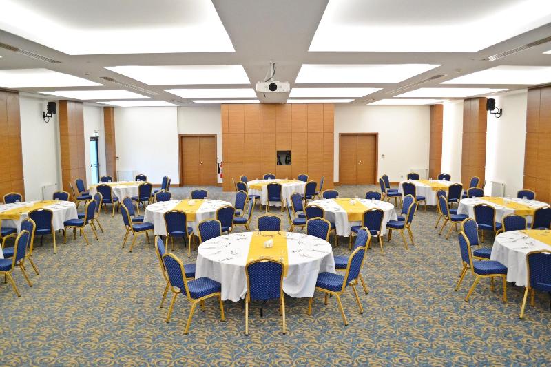 Tezmadra Hotel image