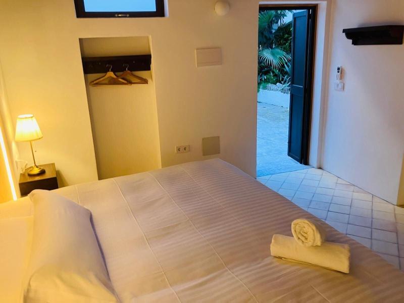 Hostal Pons image
