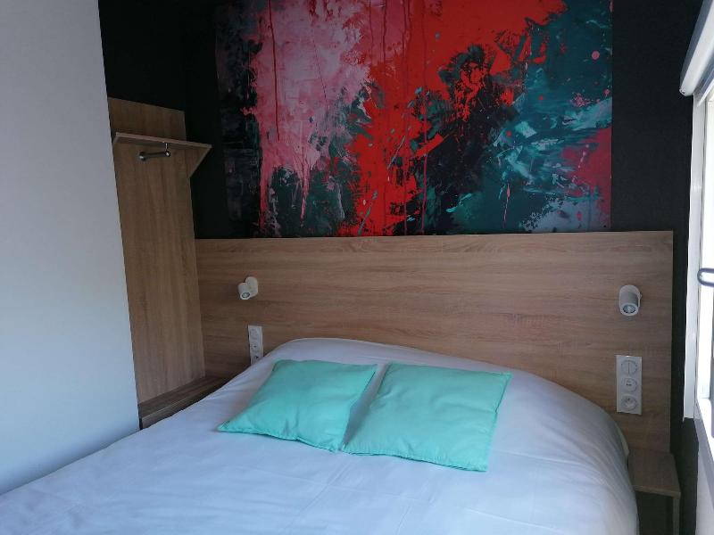 KYRIAD DIRECT ORLEANS - Olivet - La Source image