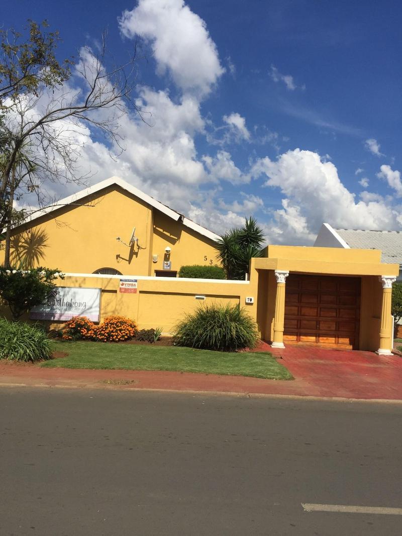 Dithakong Bed & Breakfast image