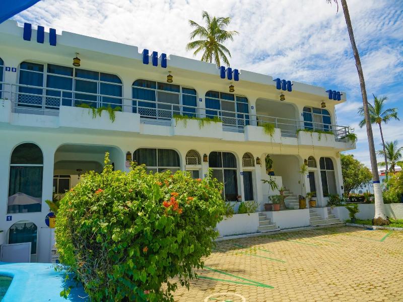 Suites Playa La Audiencia image