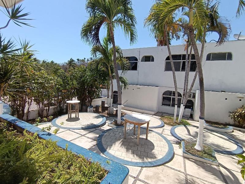 Suites Playa La Audiencia image