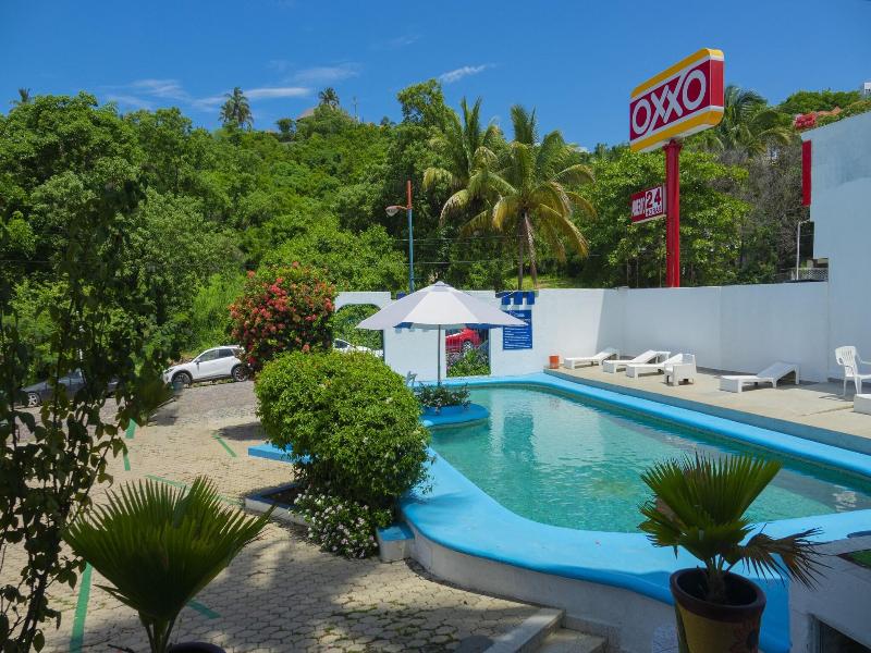 Suites Playa La Audiencia image