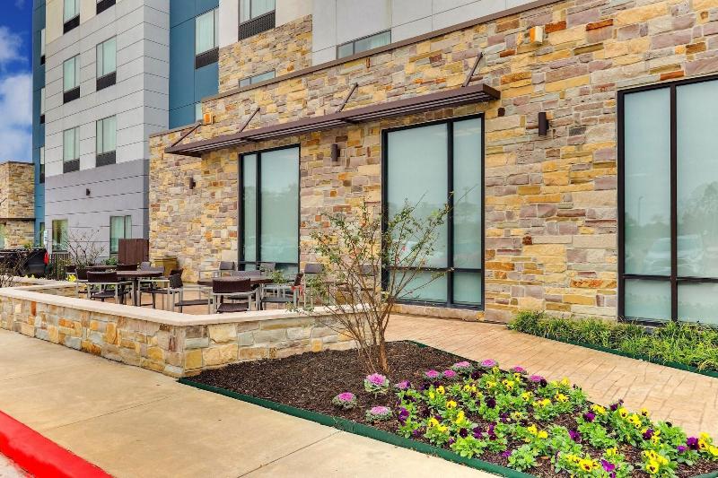TownePlace Suites by Marriott Houston I-10 East image