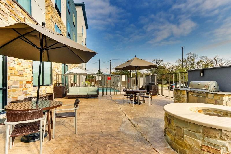 TownePlace Suites by Marriott Houston I-10 East image