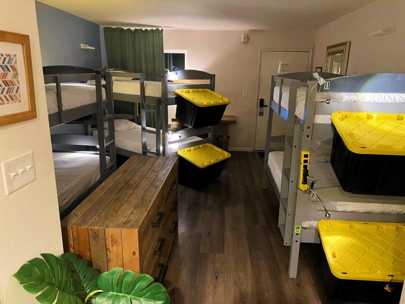 Bposhtels Las Vegas image