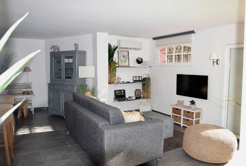 Villa Mathis image