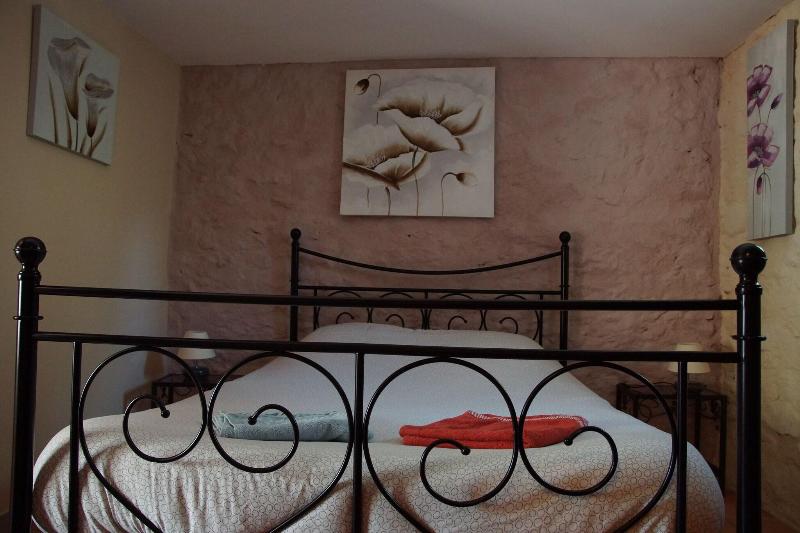 Prieure D Orniols image