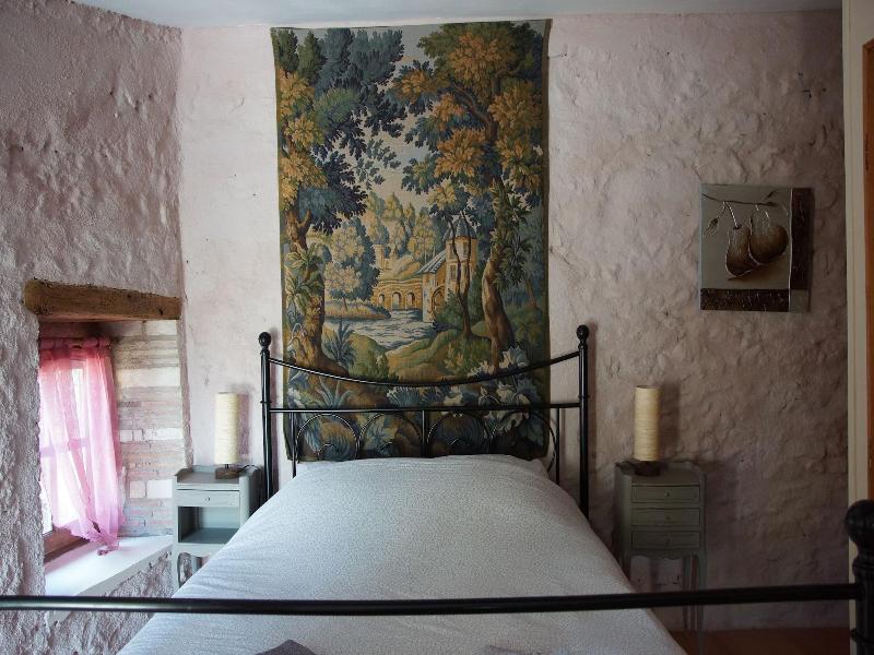 Prieure D Orniols image