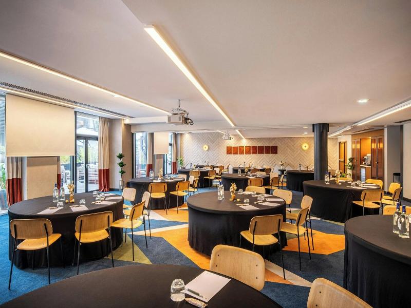 Renaissance Bordeaux Hotel image
