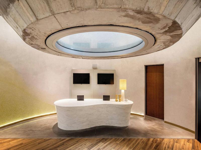 Renaissance Bordeaux Hotel image