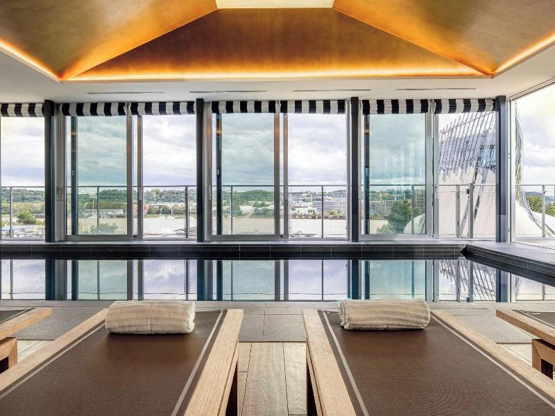 Renaissance Bordeaux Hotel image