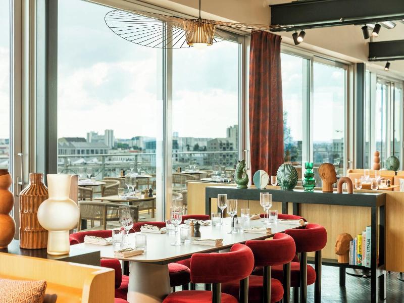 Renaissance Bordeaux Hotel image