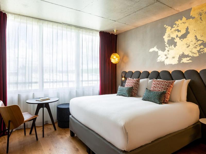 Renaissance Bordeaux Hotel image