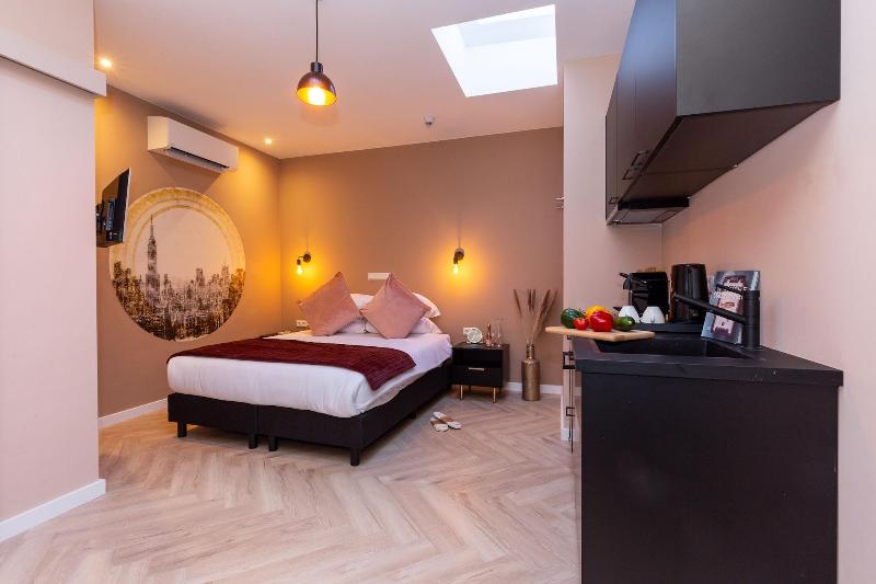 Ben's Boutique Hotel image