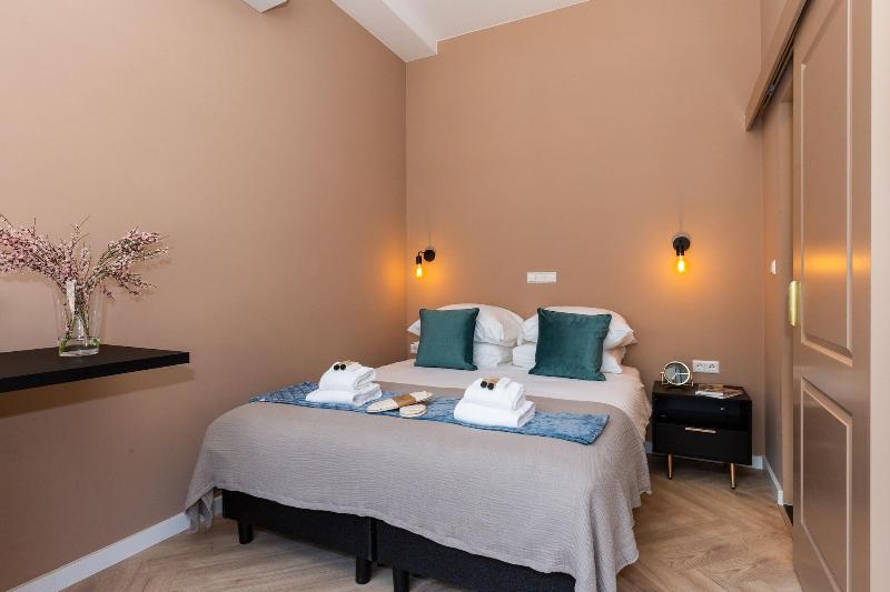 Ben's Boutique Hotel image