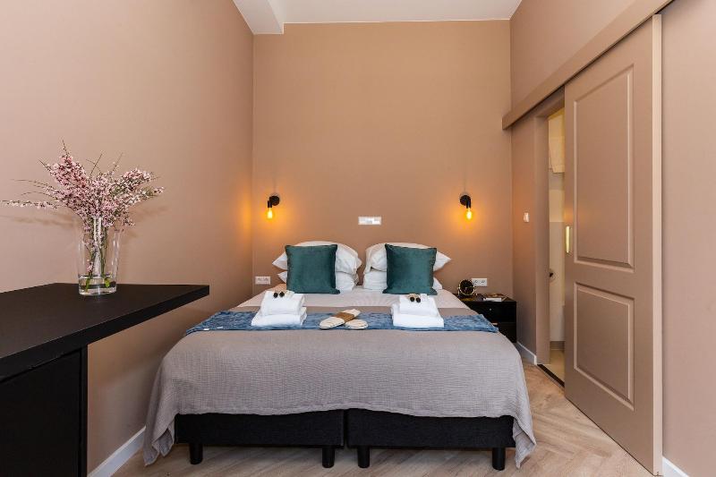 Ben's Boutique Hotel image