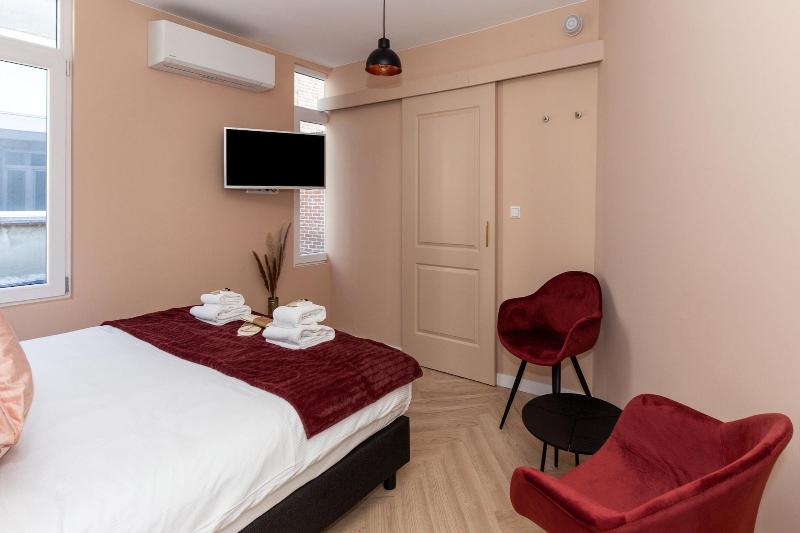 Ben's Boutique Hotel image