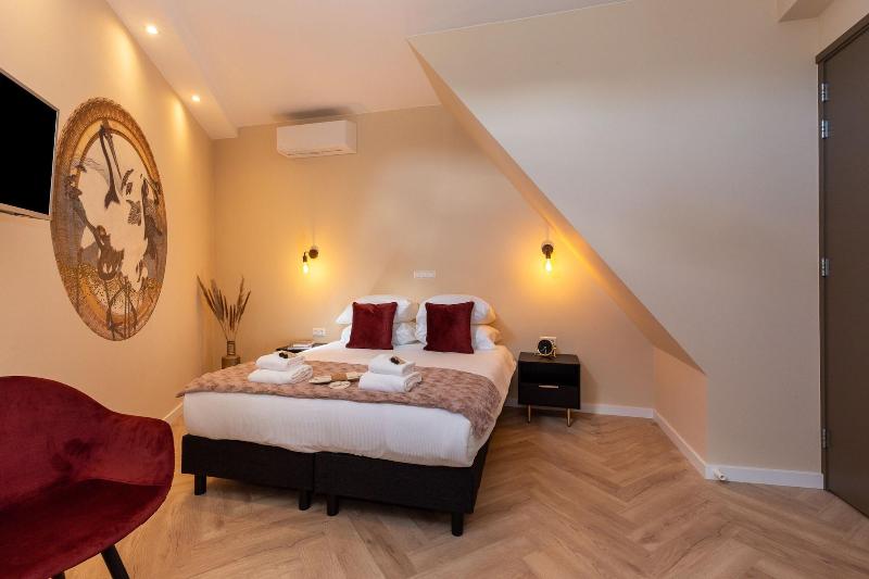 Ben's Boutique Hotel image