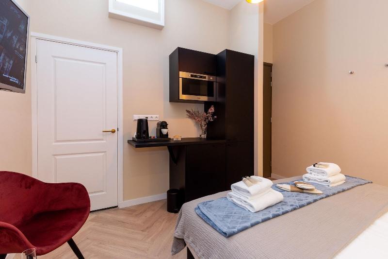 Ben's Boutique Hotel image