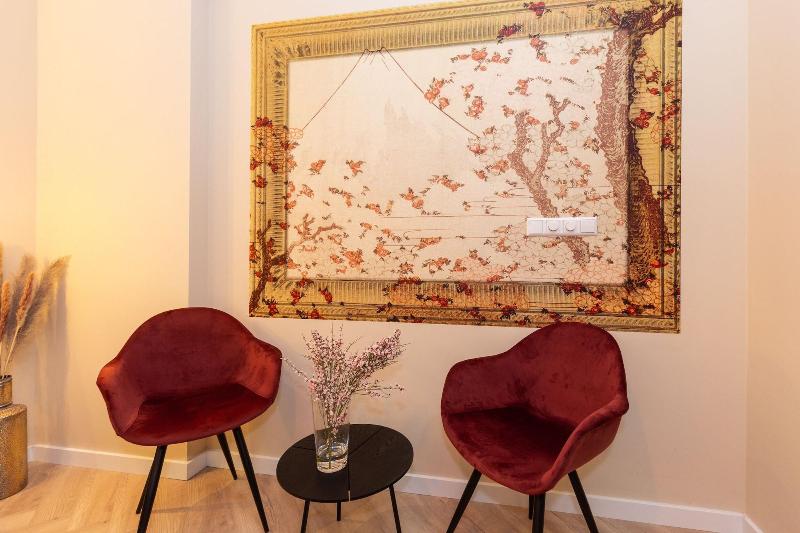 Ben's Boutique Hotel image