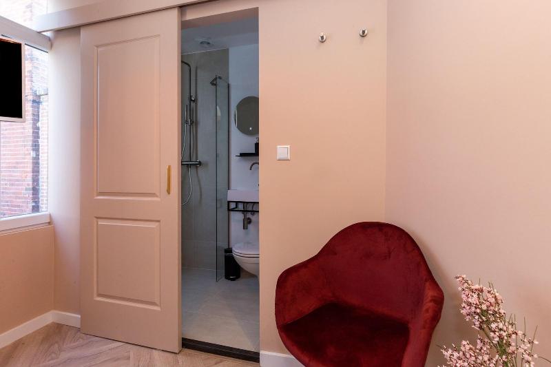 Ben's Boutique Hotel image